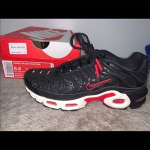 Size 6.5 , Nike womens air max plus PRM